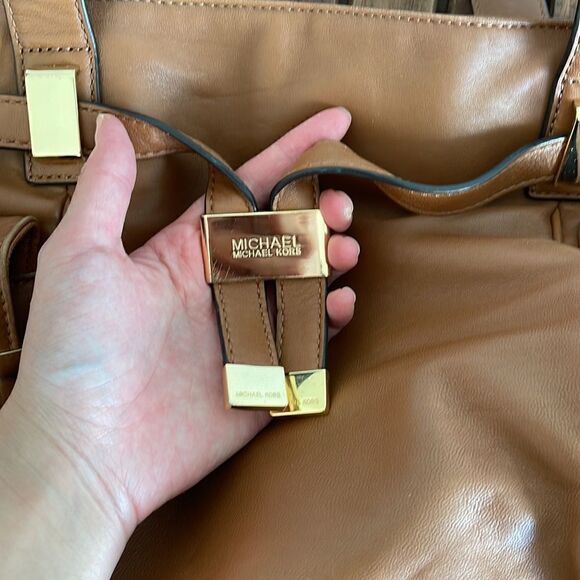 Michael Kors Tote  - Picture 8 of 8